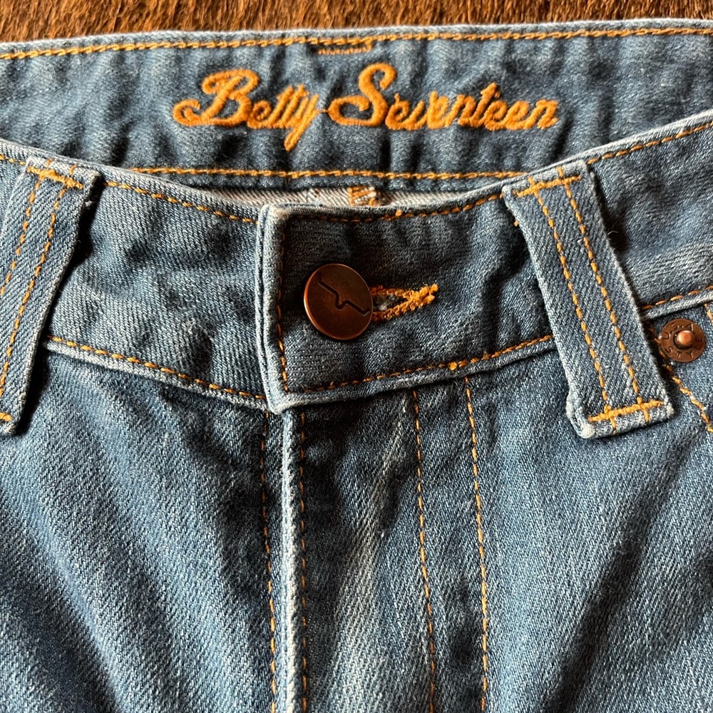 Kimes Betty seventeen